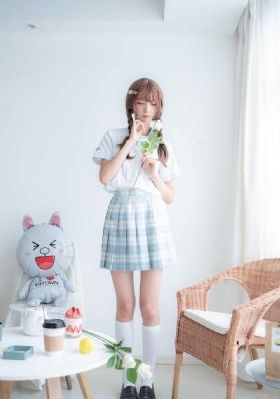 少妇人妻喷水久久自慰-电影高清完整版